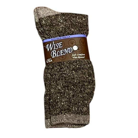 Merino Wool Blend Women’s Brown Socks, Size 6-9, NWT - Picture 1 of 4